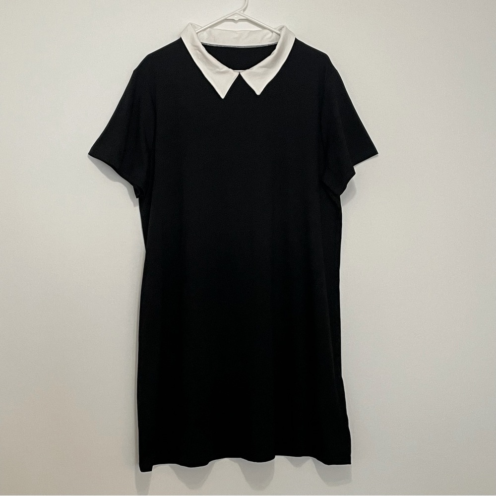 Women’s Contrast Collar Tee Dress